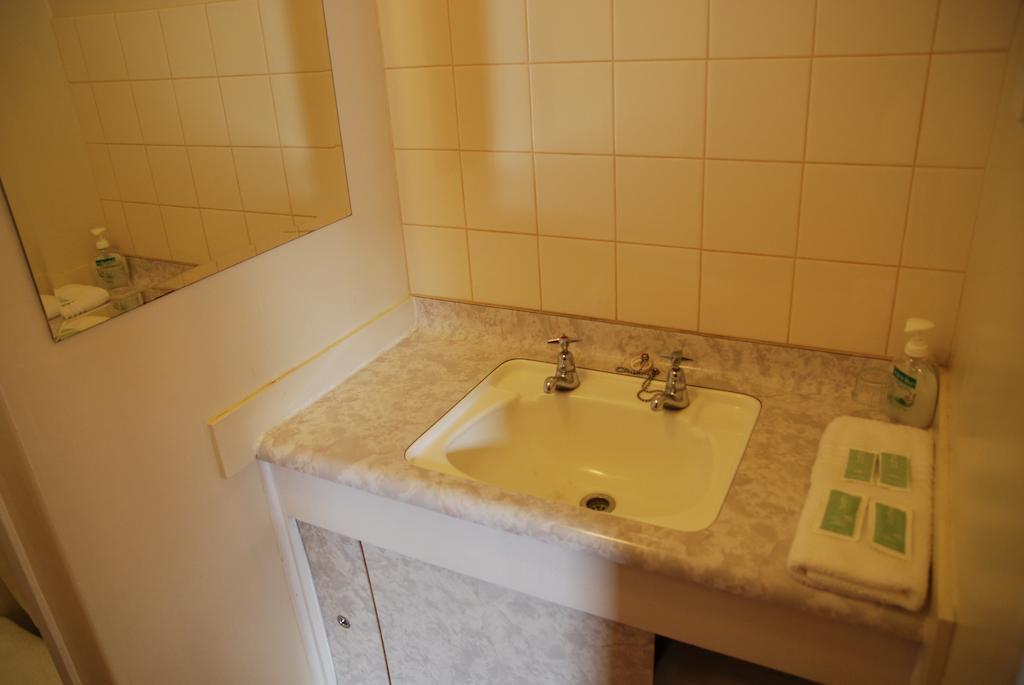 Manhattan Lodge Motel 해밀턴 객실 사진